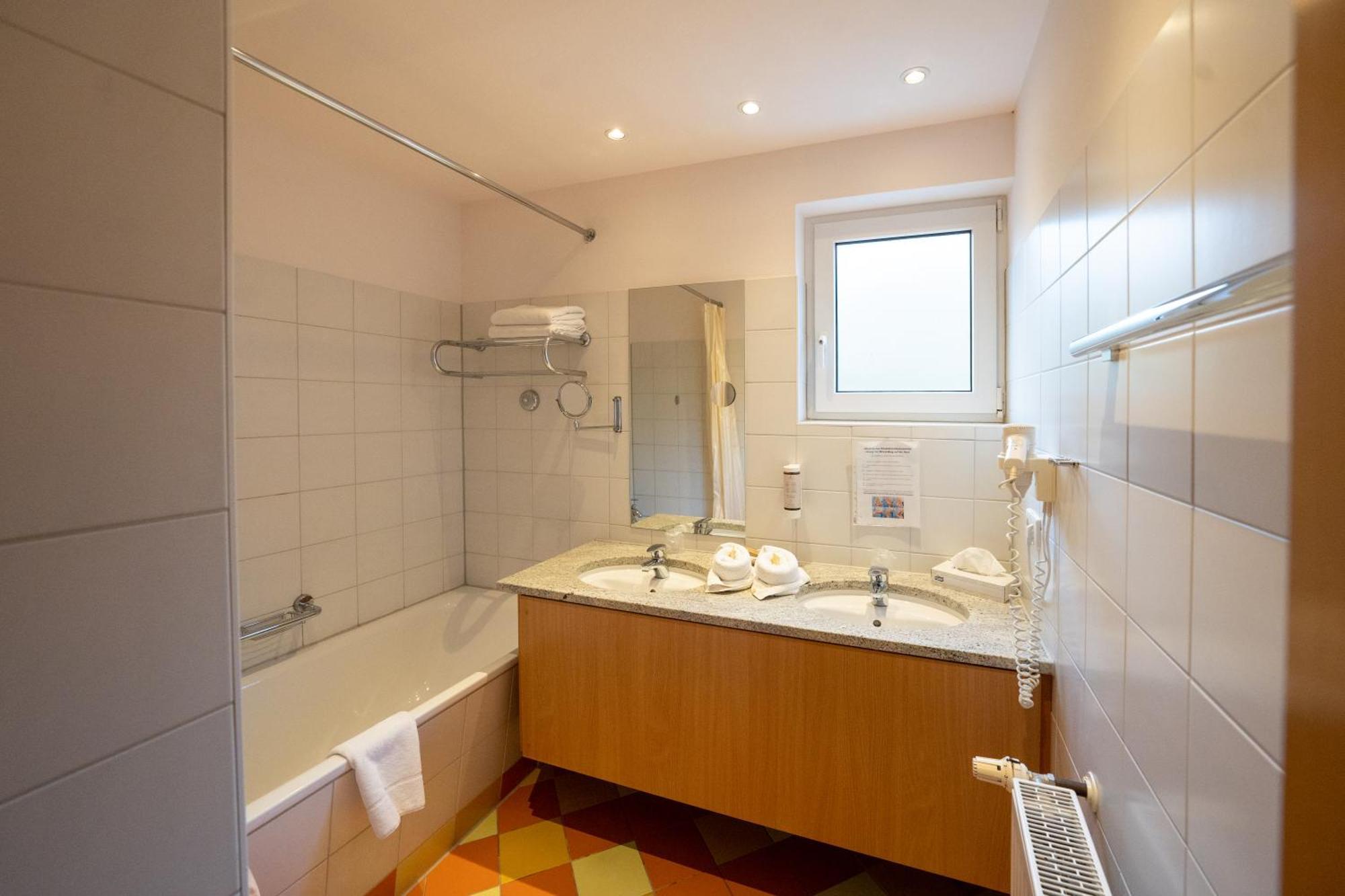 Savoy Hotel Bad Mergentheim Zewnętrze zdjęcie